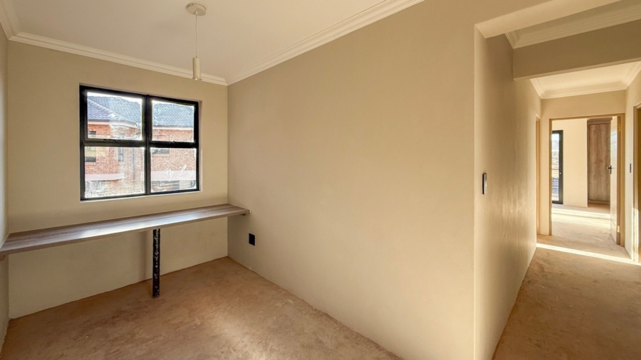 To Let 3 Bedroom Property for Rent in Magalies Golf Estate North West